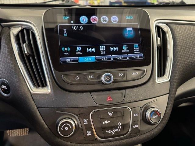 Chevrolet Malibu  2016