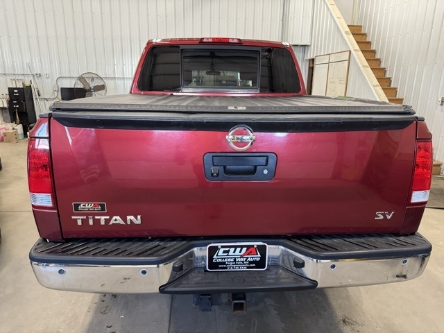 Nissan Titan  2015