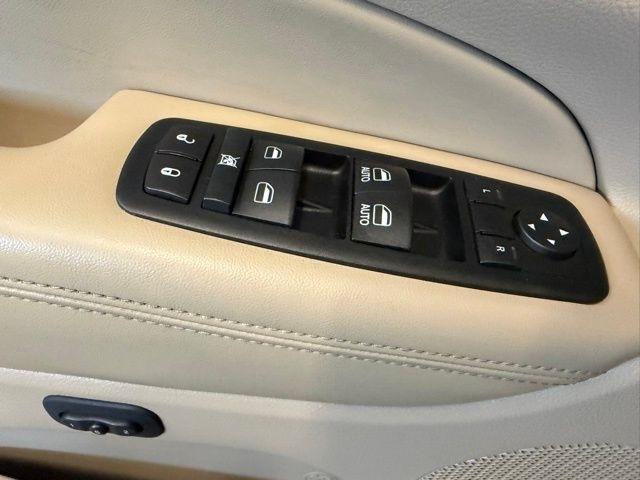 Jeep Grand Cherokee  2014