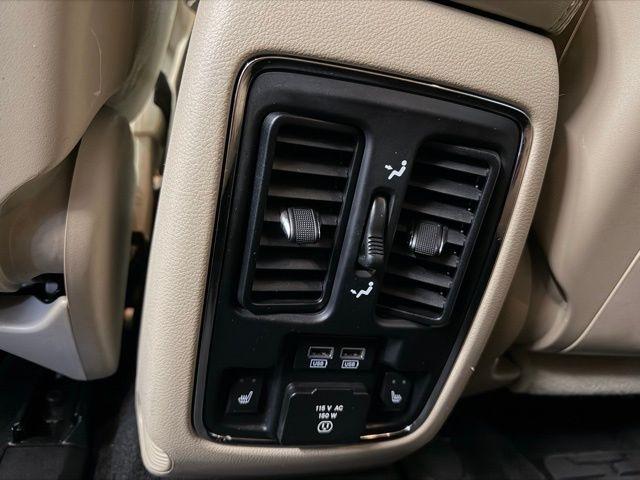 Jeep Grand Cherokee  2014