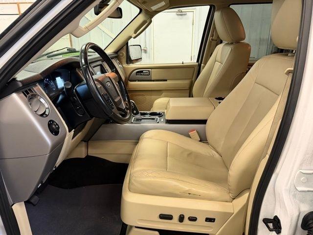 Ford Expedition  2016