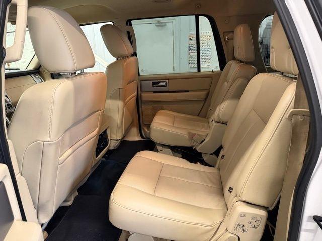 Ford Expedition  2016