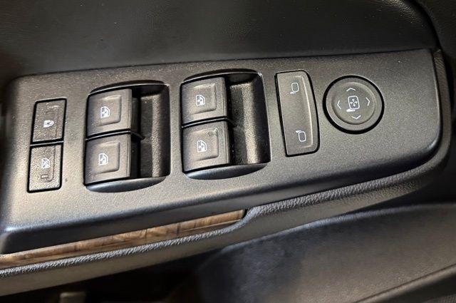 Chevrolet Tahoe  2015