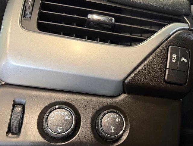 Chevrolet Tahoe  2015