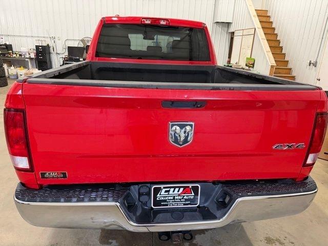RAM 1500 Tradesman Quad Cab 4WD 2015