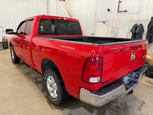 RAM 1500 Tradesman Quad Cab 4WD 2015