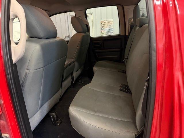 RAM 1500 Tradesman Quad Cab 4WD 2015