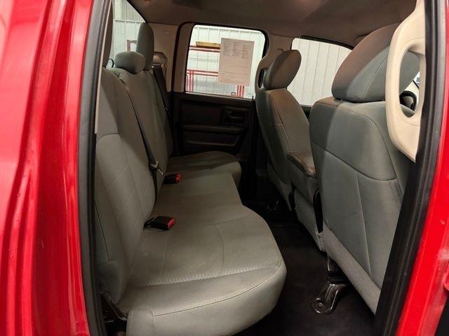 RAM 1500 Tradesman Quad Cab 4WD 2015