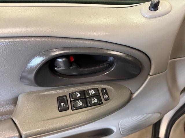 Chevrolet TrailBlazer LT 4WD 2004