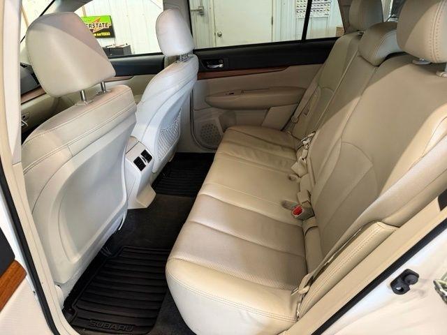 Subaru Outback 2.5i Limited 2013