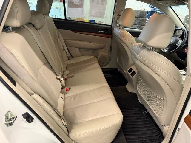 Subaru Outback 2.5i Limited 2013