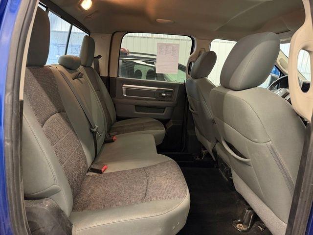 RAM 1500 SLT Crew Cab SWB 4WD 2015