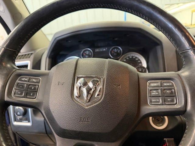 RAM 1500 SLT Crew Cab SWB 4WD 2015