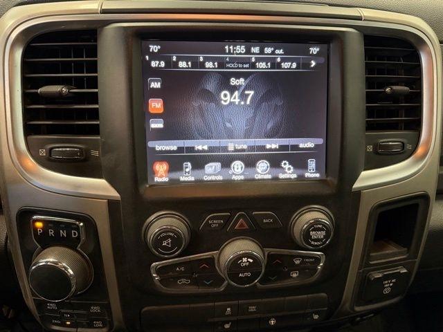 RAM 1500 SLT Crew Cab SWB 4WD 2015