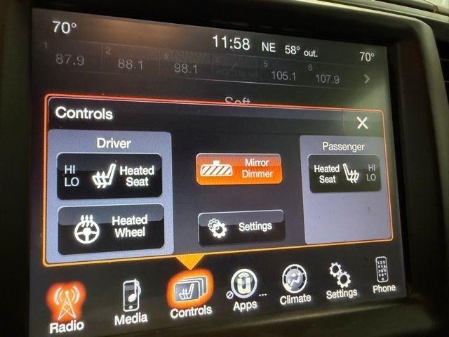 RAM 1500 SLT Crew Cab SWB 4WD 2015