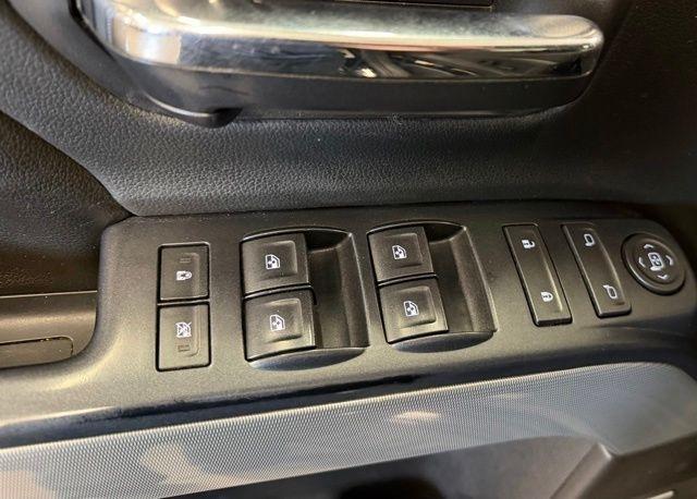 Chevrolet Silverado 1500 LT Crew Cab 4WD 2017