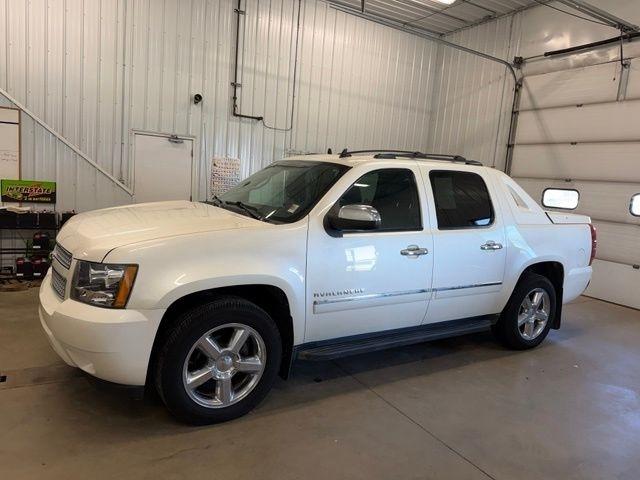 Chevrolet Avalanche LTZ 4WD 2011