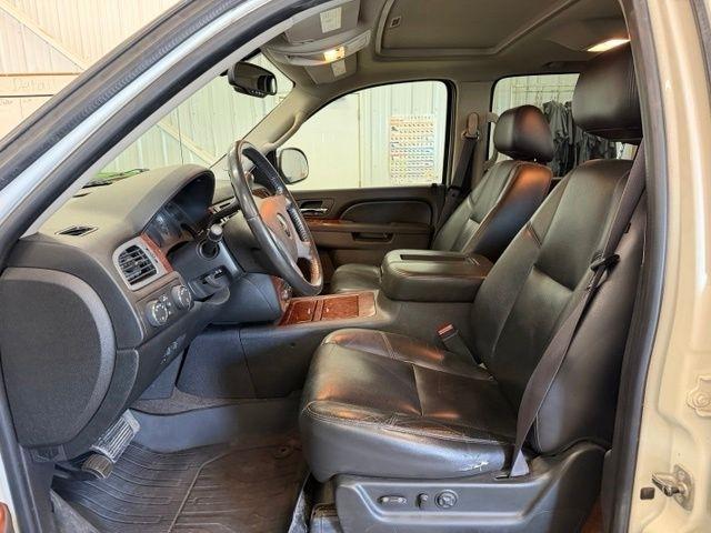 Chevrolet Avalanche LTZ 4WD 2011