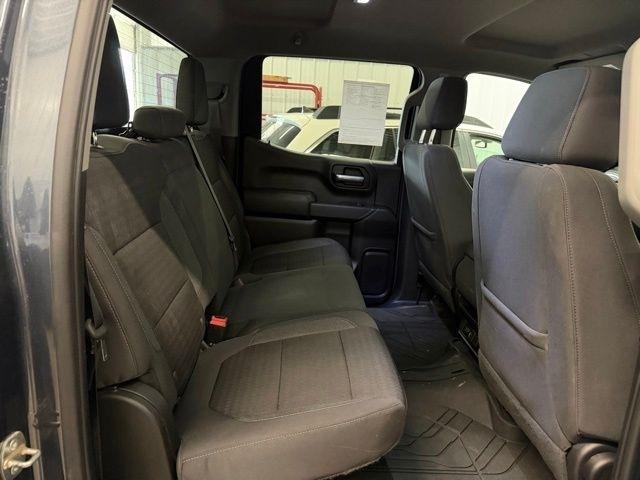 Chevrolet Silverado 1500 LT Crew Cab 4WD 2021