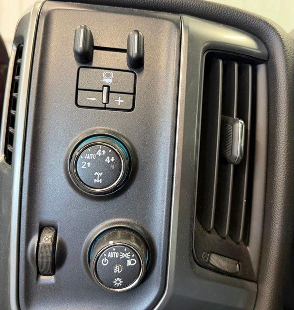 Chevrolet Silverado 1500 LT Double Cab 4WD 2016