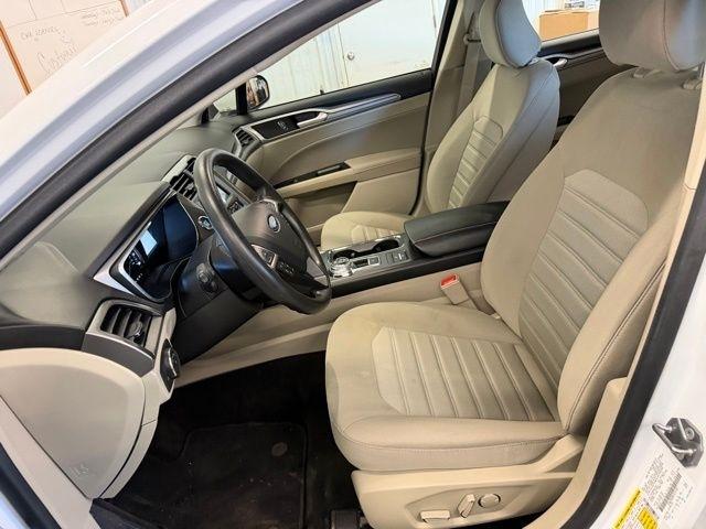 Ford Fusion SE 2020