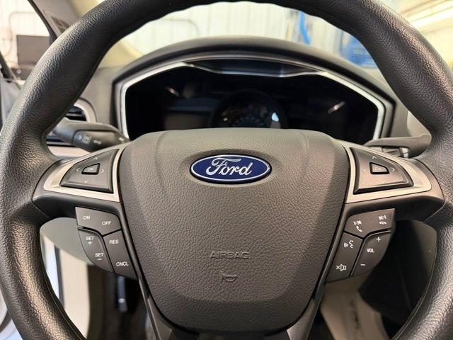 Ford Fusion SE 2020