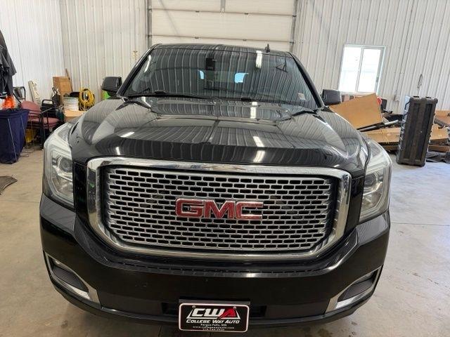 GMC Yukon Denali 4WD 2015