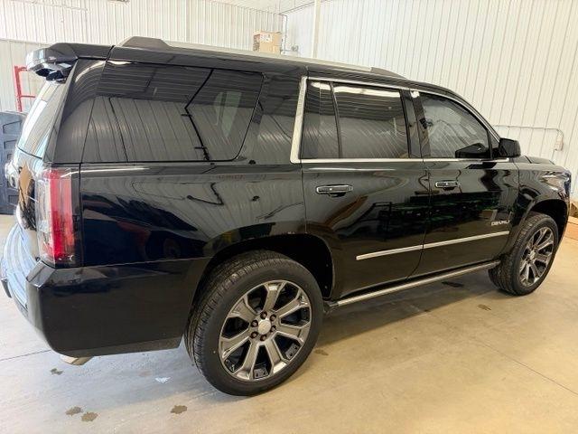 GMC Yukon Denali 4WD 2015