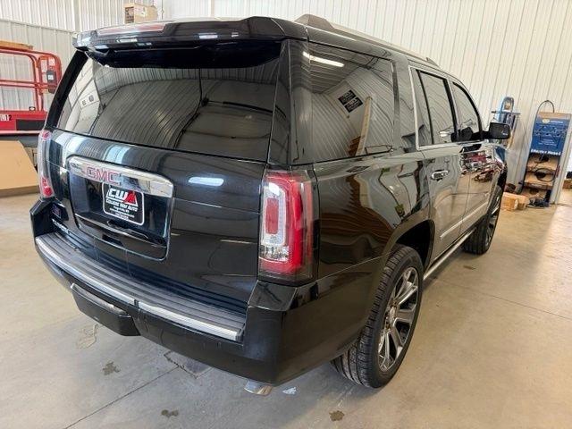 GMC Yukon Denali 4WD 2015