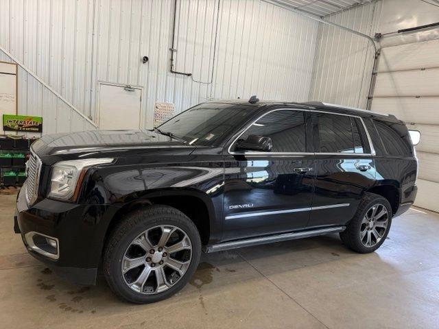 GMC Yukon Denali 4WD 2015