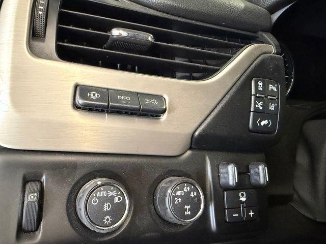 GMC Yukon Denali 4WD 2015