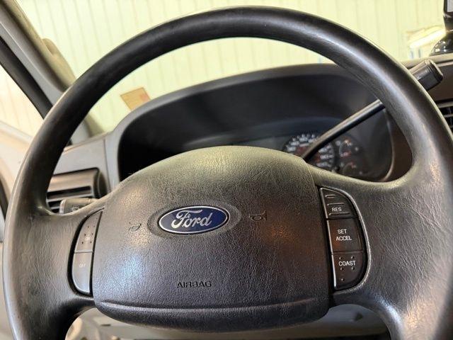 Ford F-350 SD XLT Crew Cab Long Bed 4WD 2006