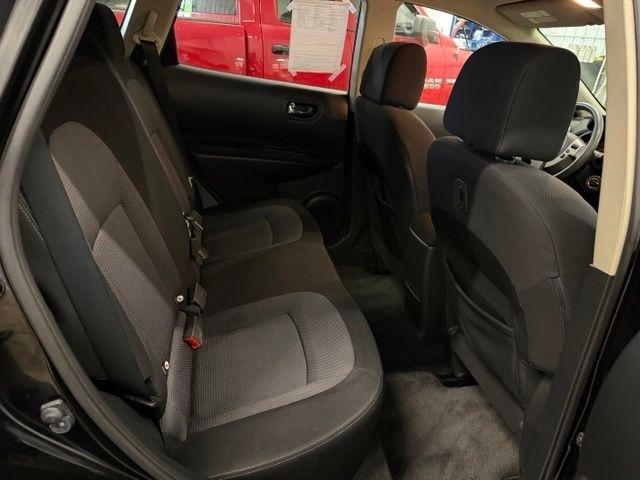 Nissan Rogue SV AWD 2011