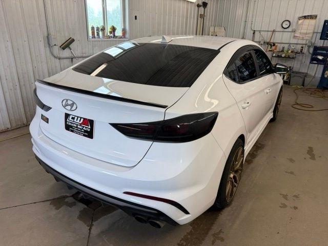 Hyundai Elantra 6AT 2018