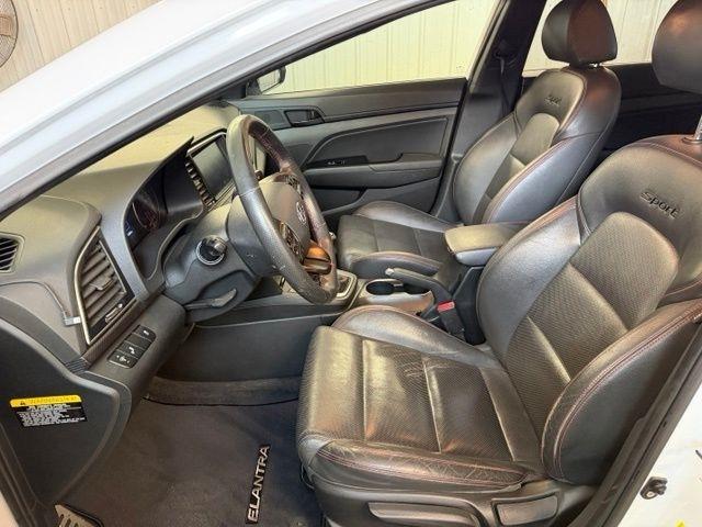 Hyundai Elantra 6AT 2018