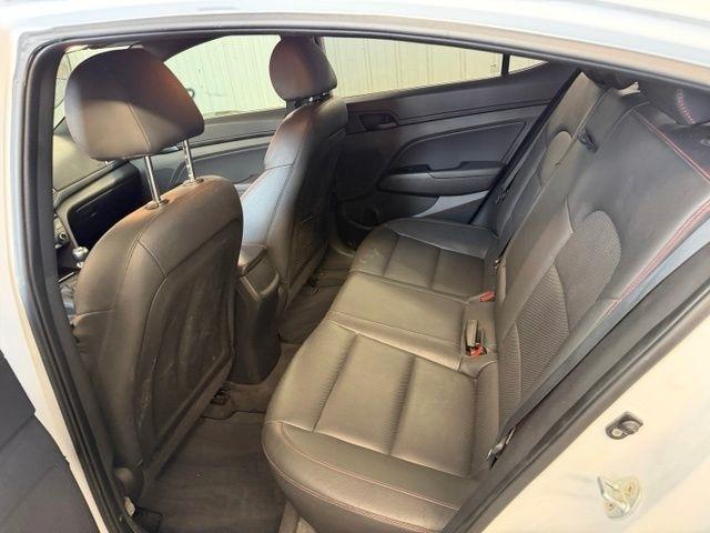 Hyundai Elantra 6AT 2018