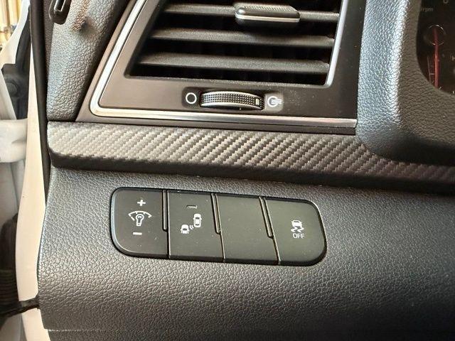 Hyundai Elantra 6AT 2018