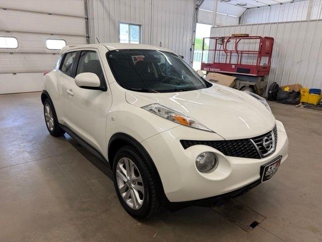 Nissan Juke S AWD 2014