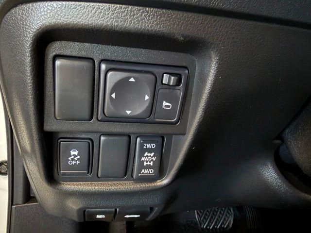 Nissan Juke S AWD 2014