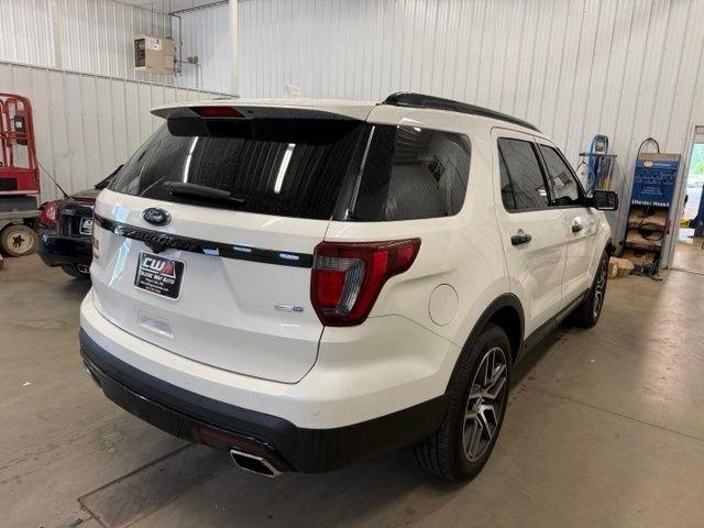 Ford Explorer Sport 4WD 2016