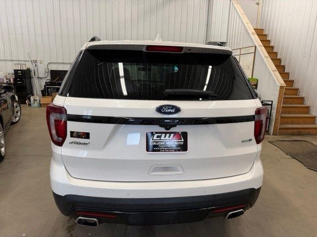 Ford Explorer Sport 4WD 2016