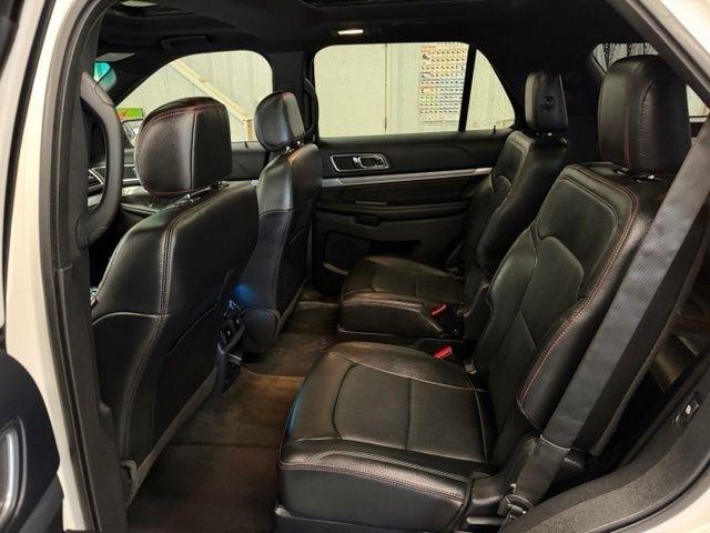 Ford Explorer Sport 4WD 2016