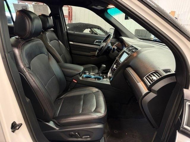 Ford Explorer Sport 4WD 2016