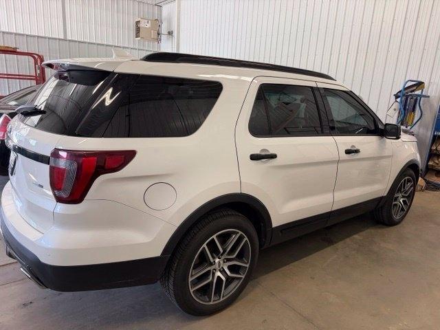Ford Explorer Sport 4WD 2016