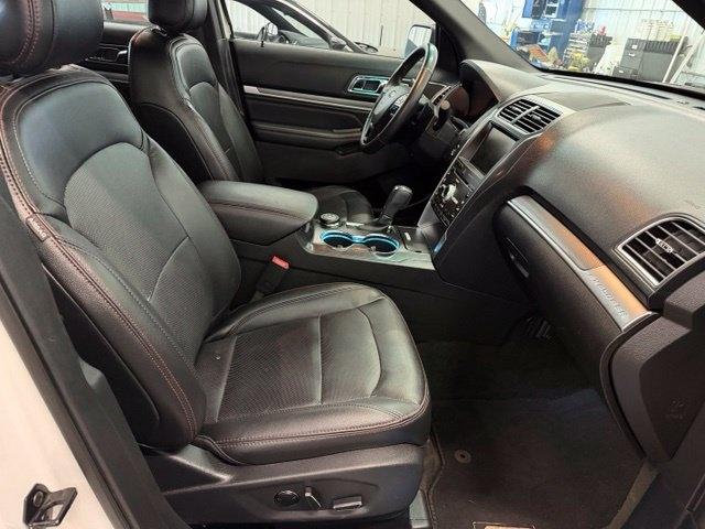 Ford Explorer Sport 4WD 2016