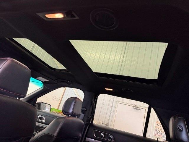 Ford Explorer Sport 4WD 2016
