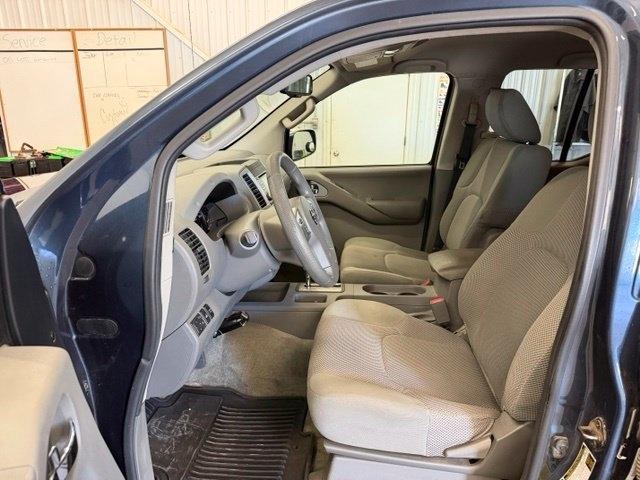 Nissan Frontier photo 11