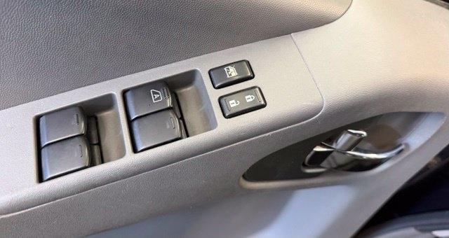 Nissan Frontier photo 15