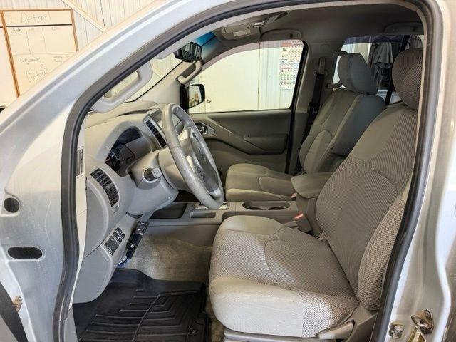 Nissan Frontier S Crew Cab 4WD 2013