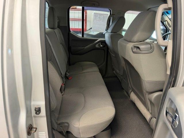 Nissan Frontier S Crew Cab 4WD 2013